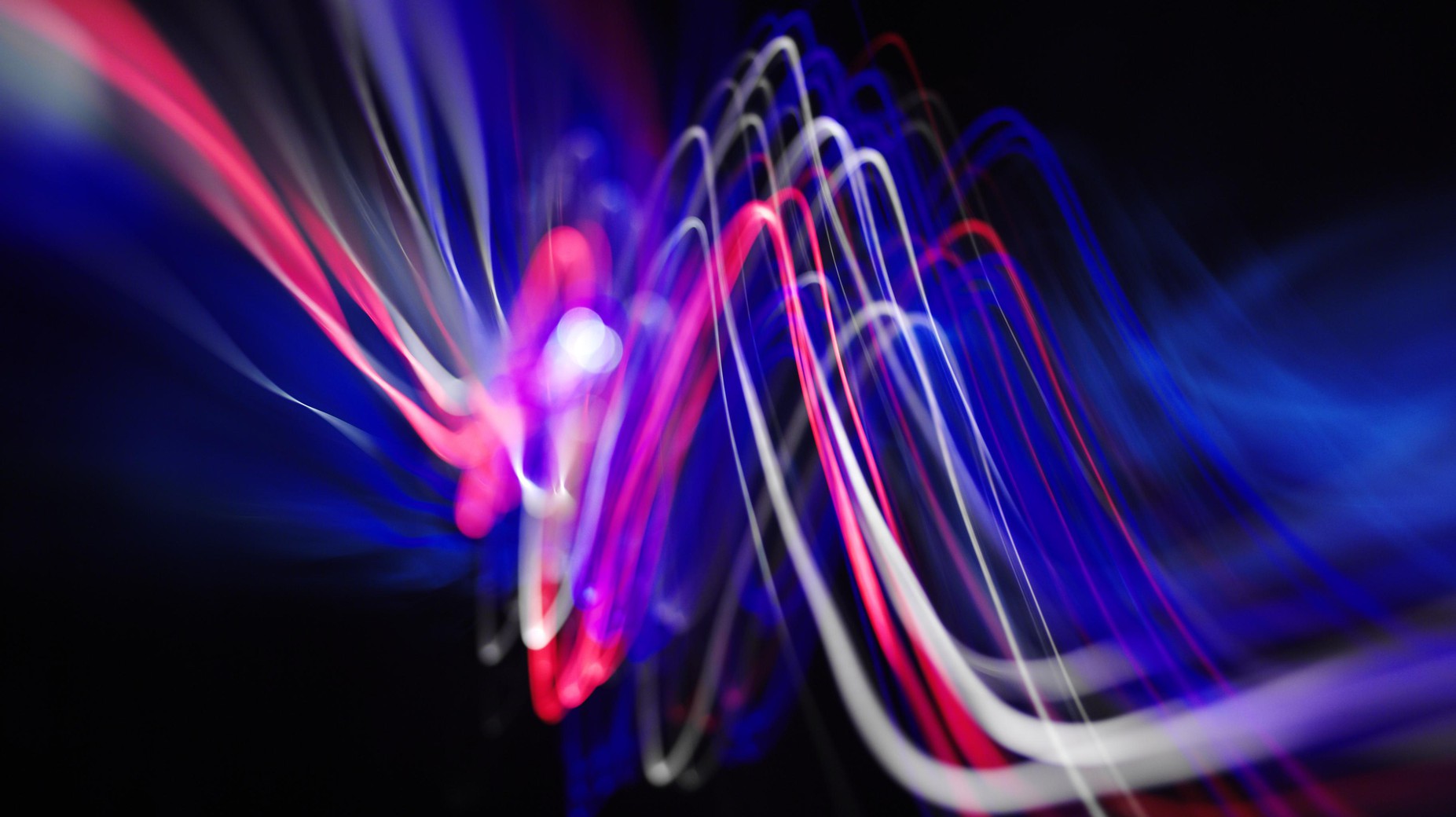 Electronic metadevices break barriers to ultra‑fast communications
